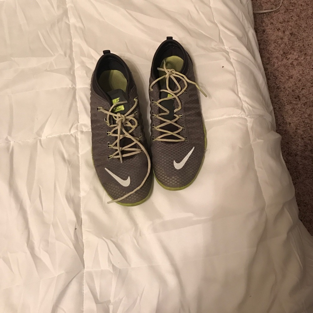 Nike Free 1.0 Cross Bionic tennis shoes!