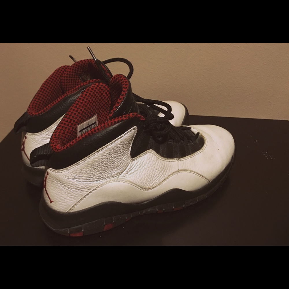 Jordan "Chicago" 10s