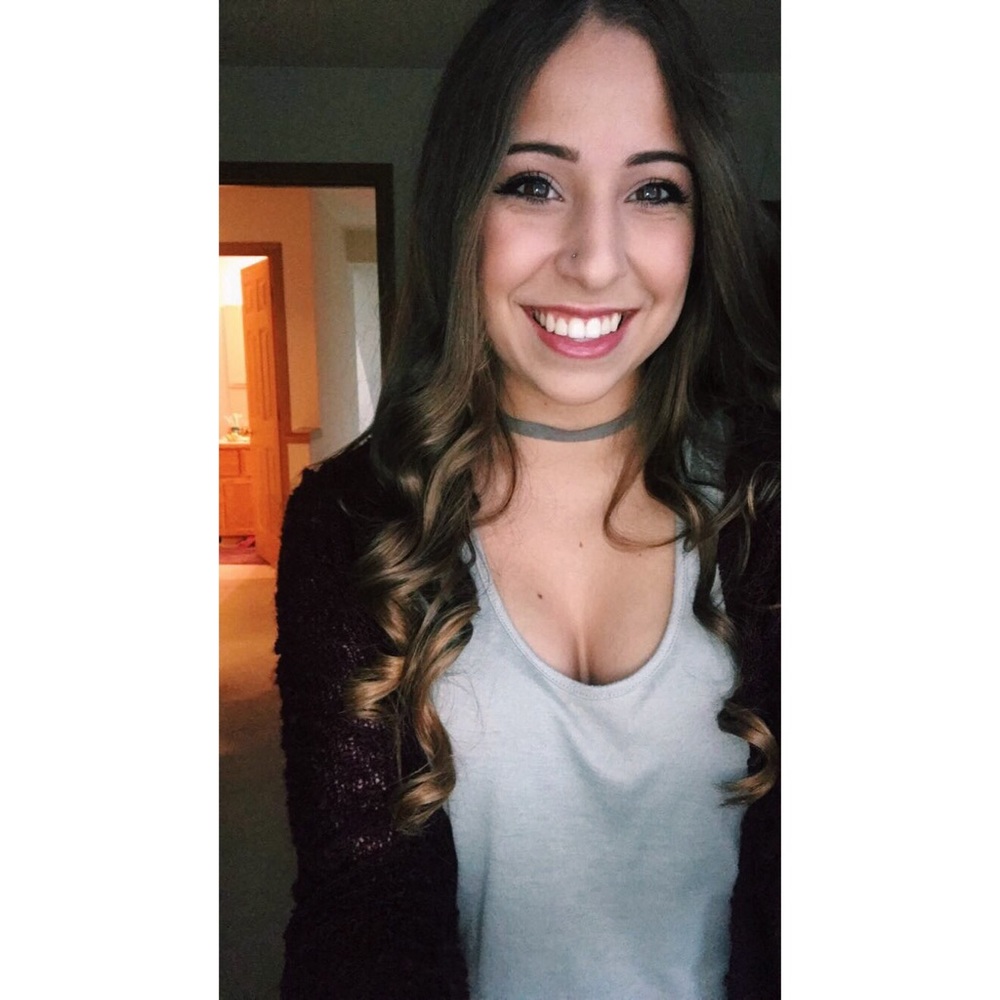 Meet your Posher, Marissa