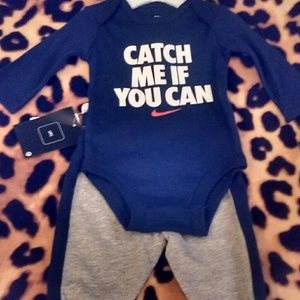 Bnwt Boys Nike outfit