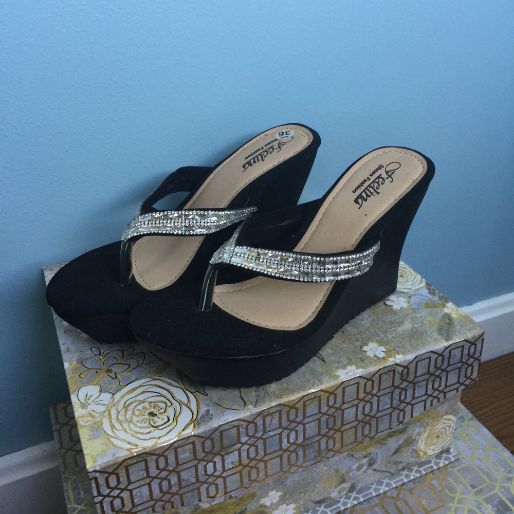 New never worn platform sandals!