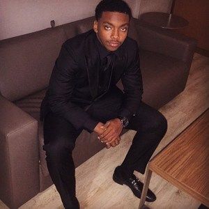 Meet your Posher, Dezman