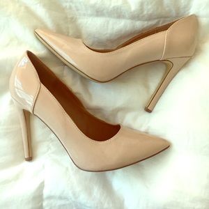 Steve Madden Nude Pointed Toe Pumps