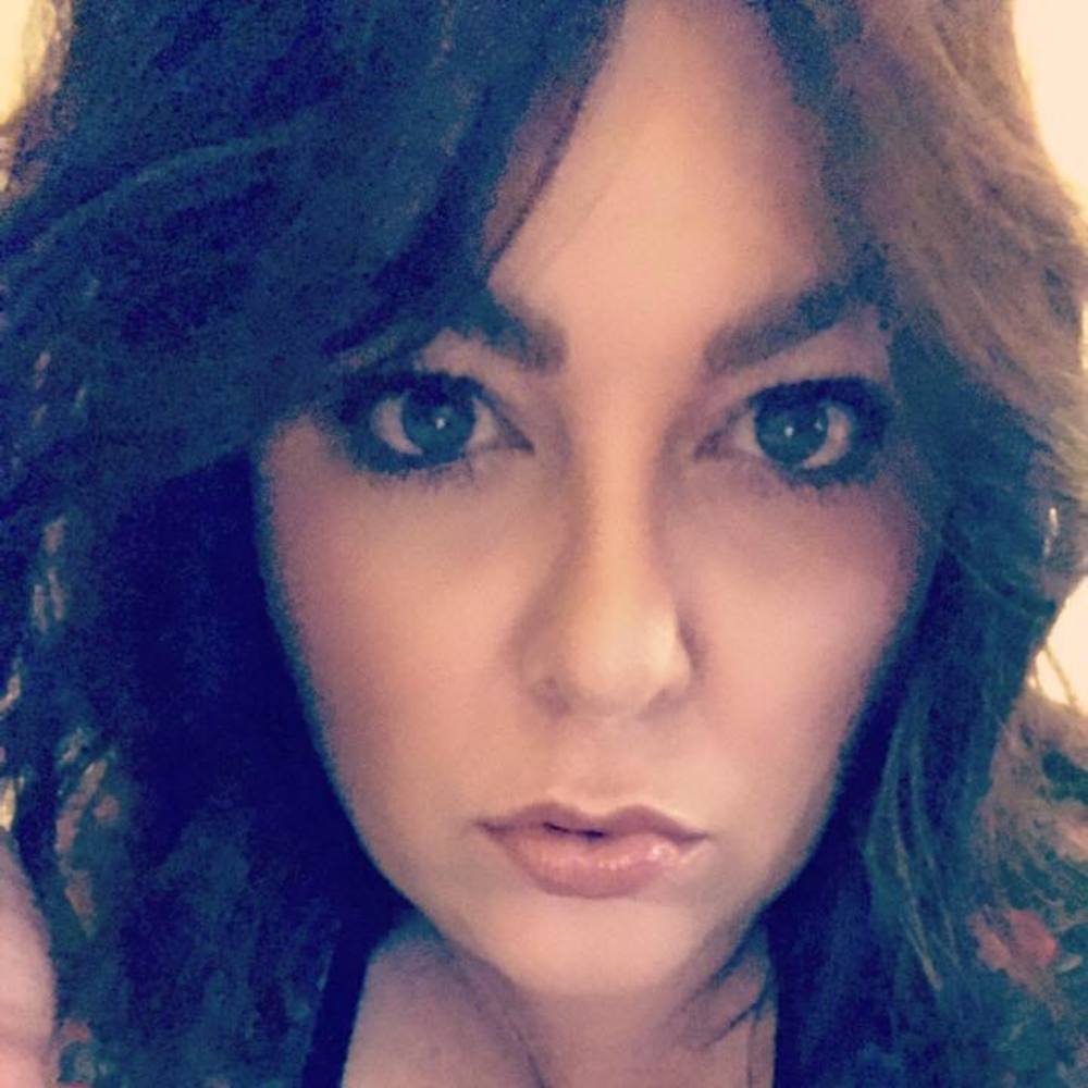 Meet your Posher, Halee