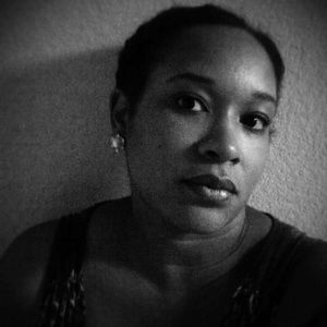 Meet your Posher, Peony