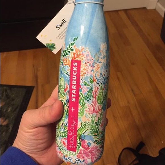 Lilly Pulitzer Limited Edition S'well water bottle - Picture 4 of 4
