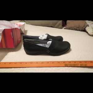 Ahnu Jackie Walking Shoe