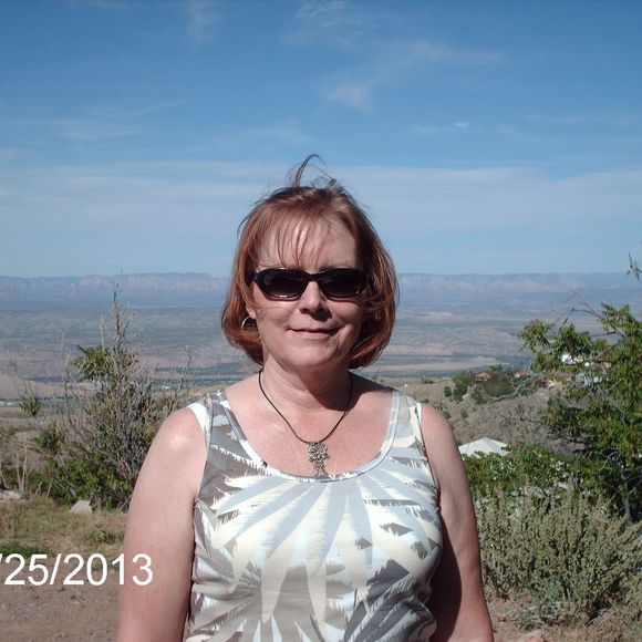 Meet your Posher, Lauri - Picture 1 of 1