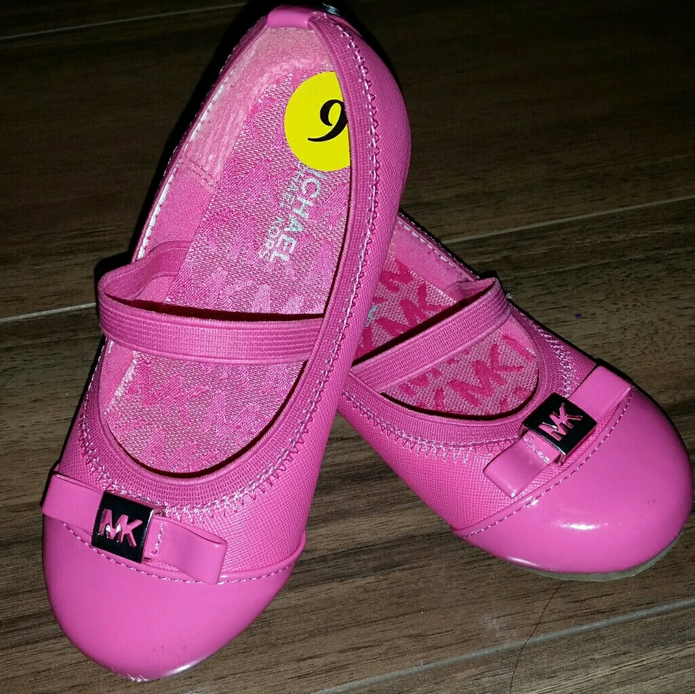 Girl flats