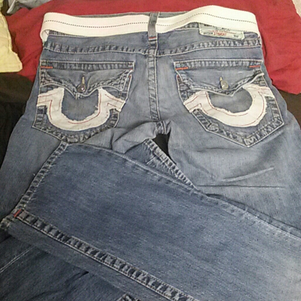 Authentic TRUE RELIGION jeans in good condition