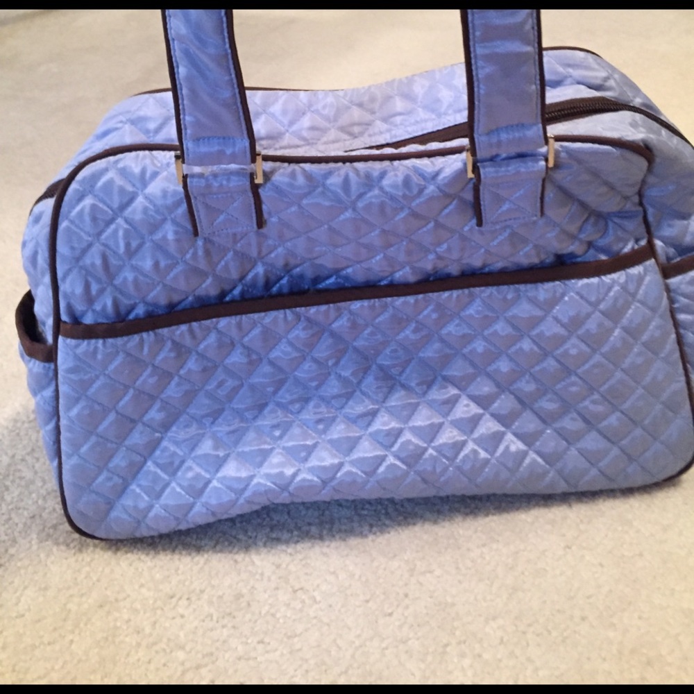 🎆Quilted Overnight Bag - Picture 4 of 6