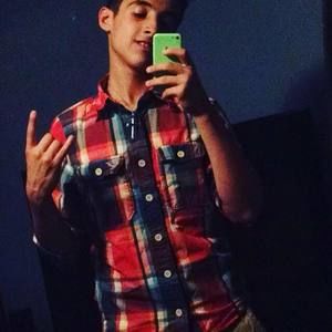 Meet your Posher, Eli