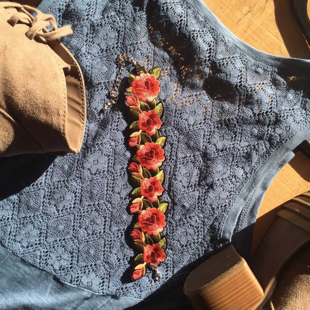 🌸 "Vintage Floral" Choker - Picture 5 of 6