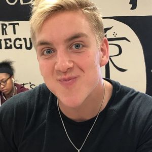 Meet your Posher, Zach