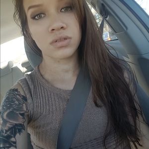 Meet your Posher, Kayla