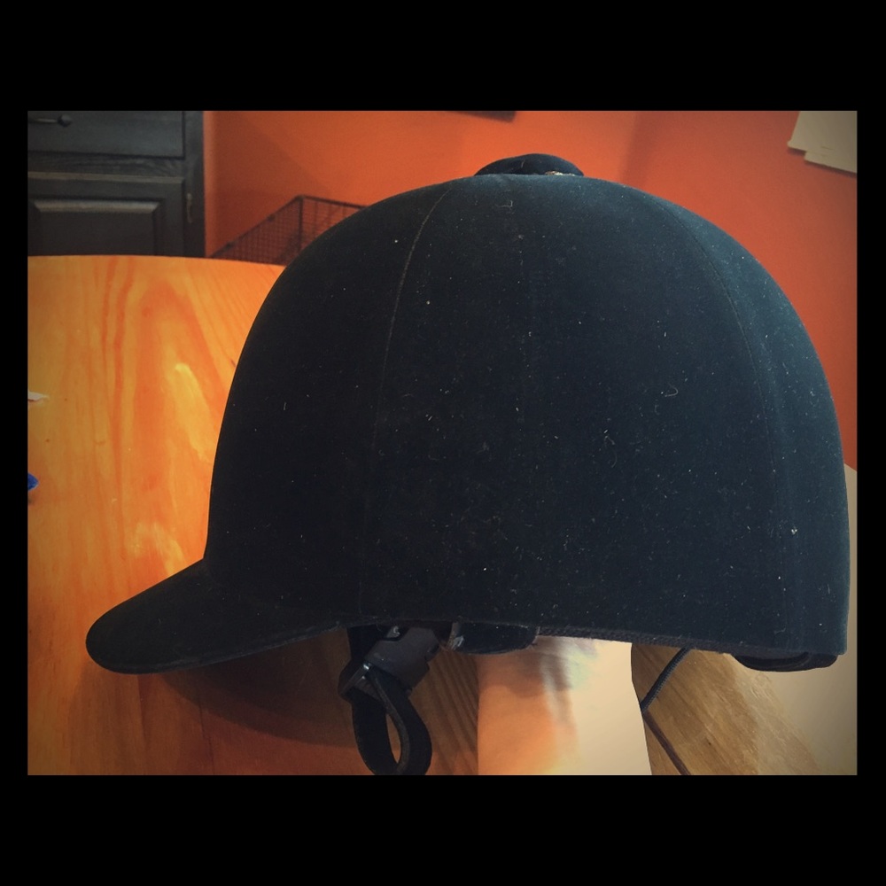 English riding helmet with cover