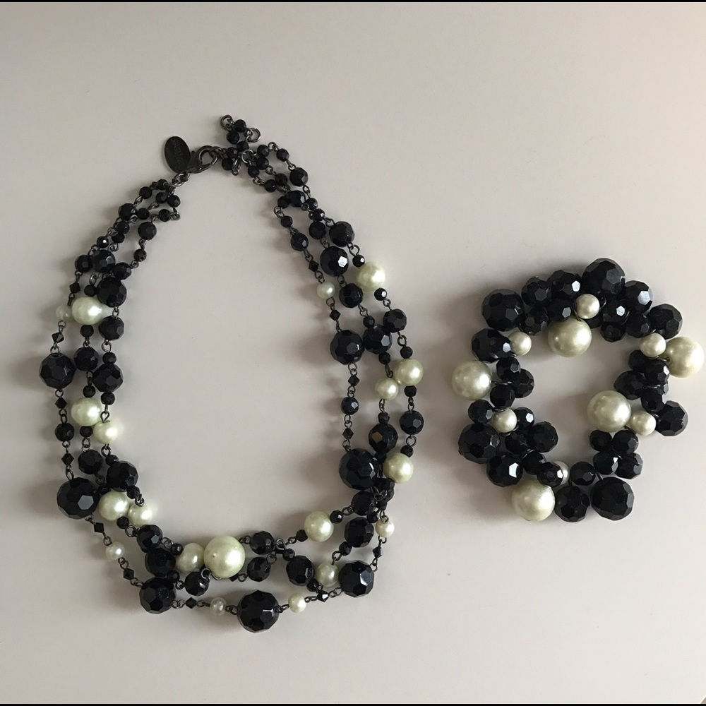 White House Black Market set