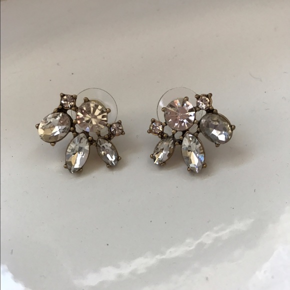❣NEW❣ Crystal Drop Stud Statement Earrings - Picture 2 of 3