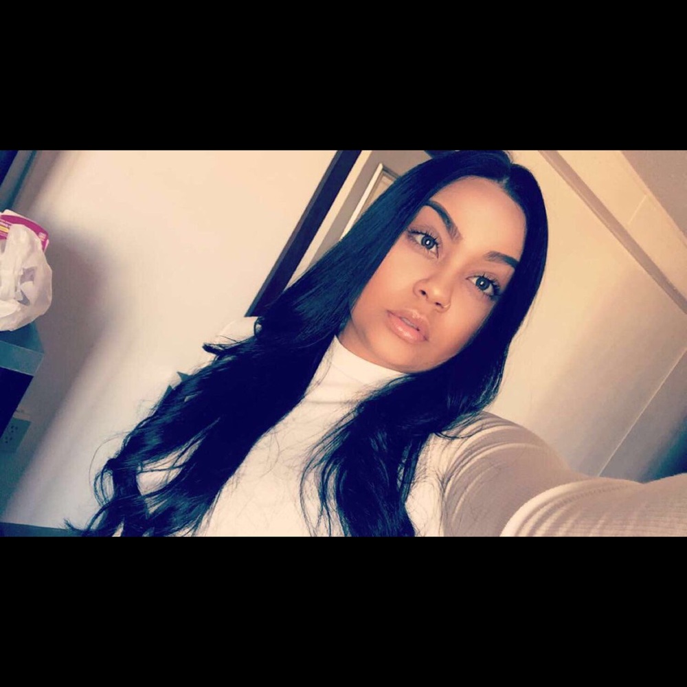 Meet your Posher, Jasmin