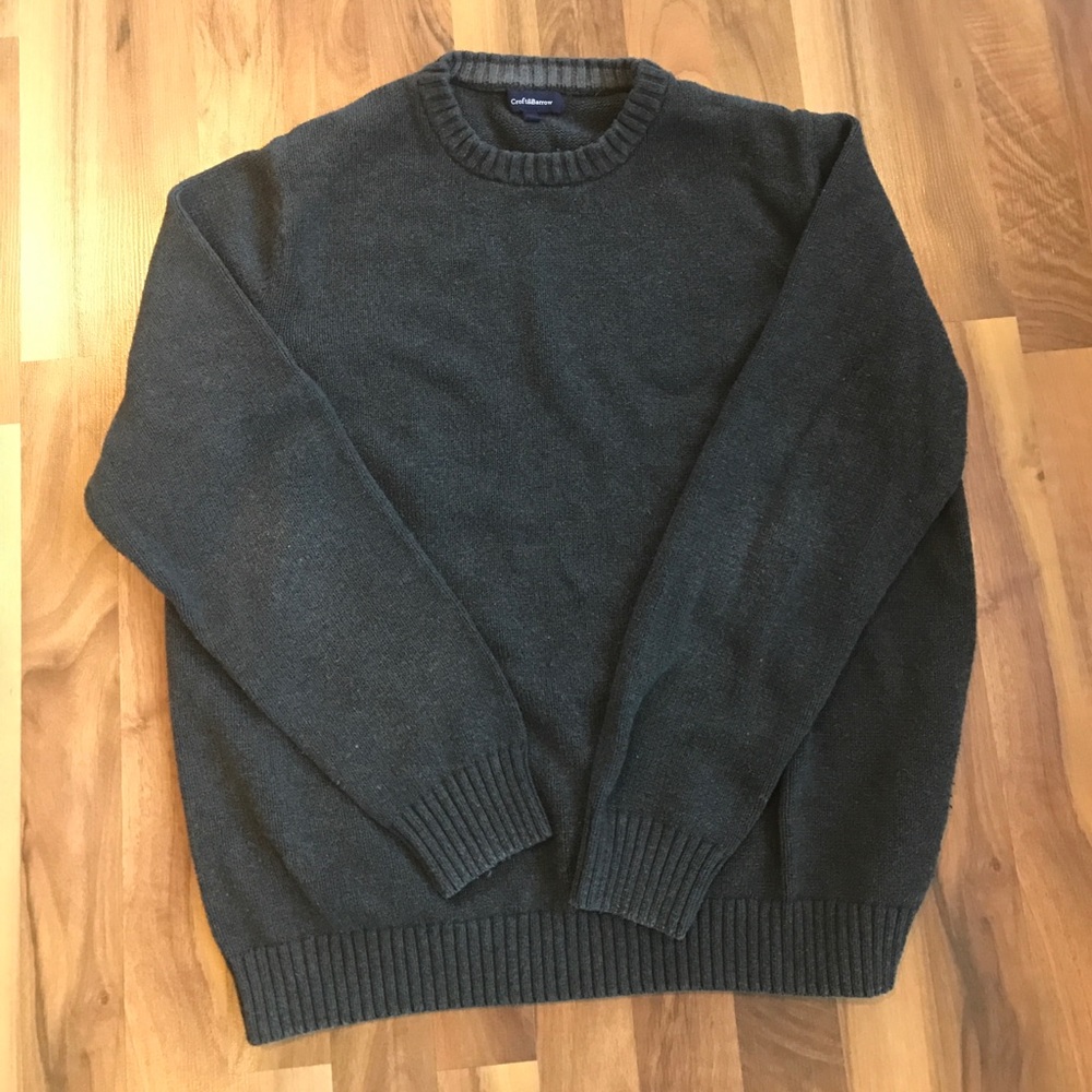 Men's grey sweater