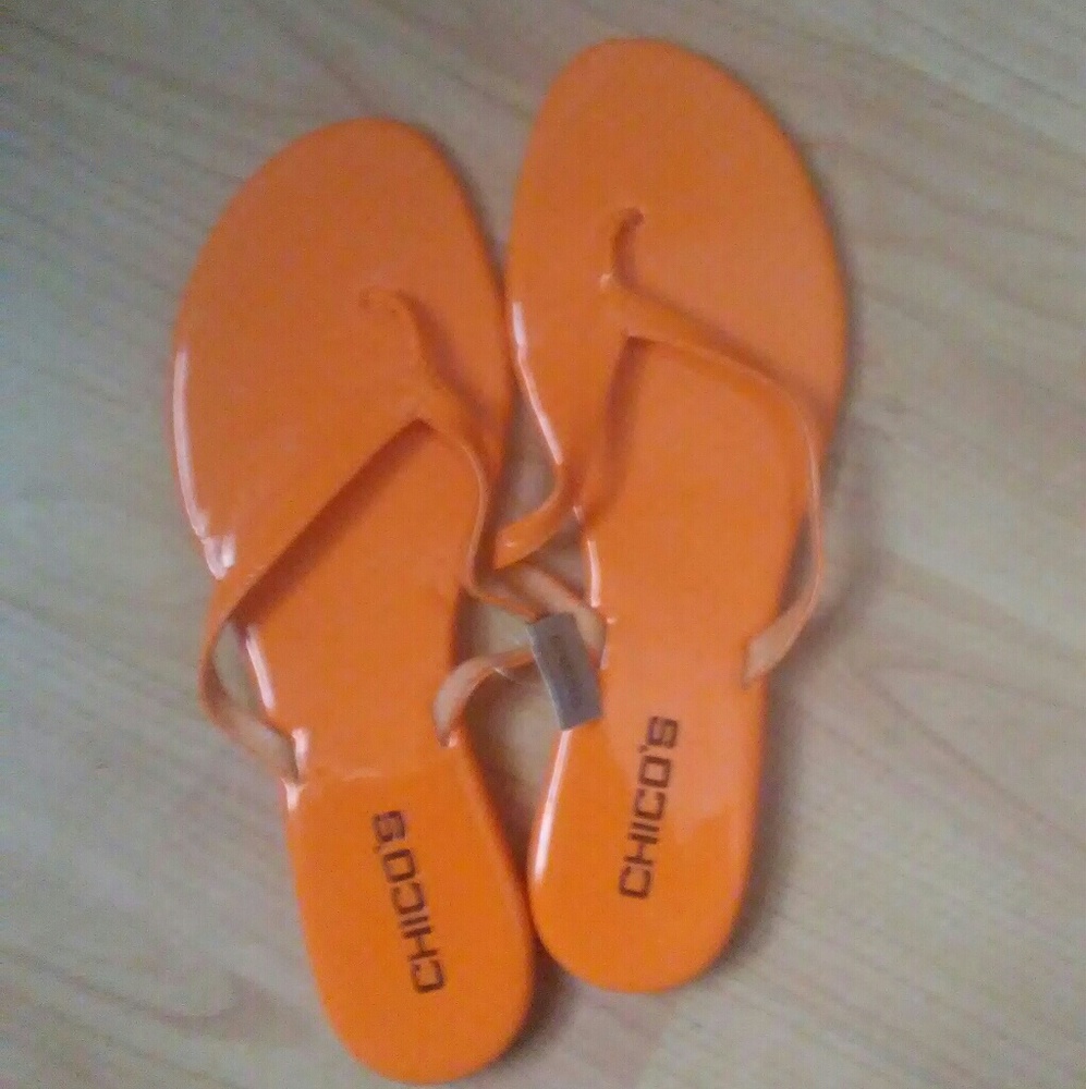 Chico's NWT Flip Flops