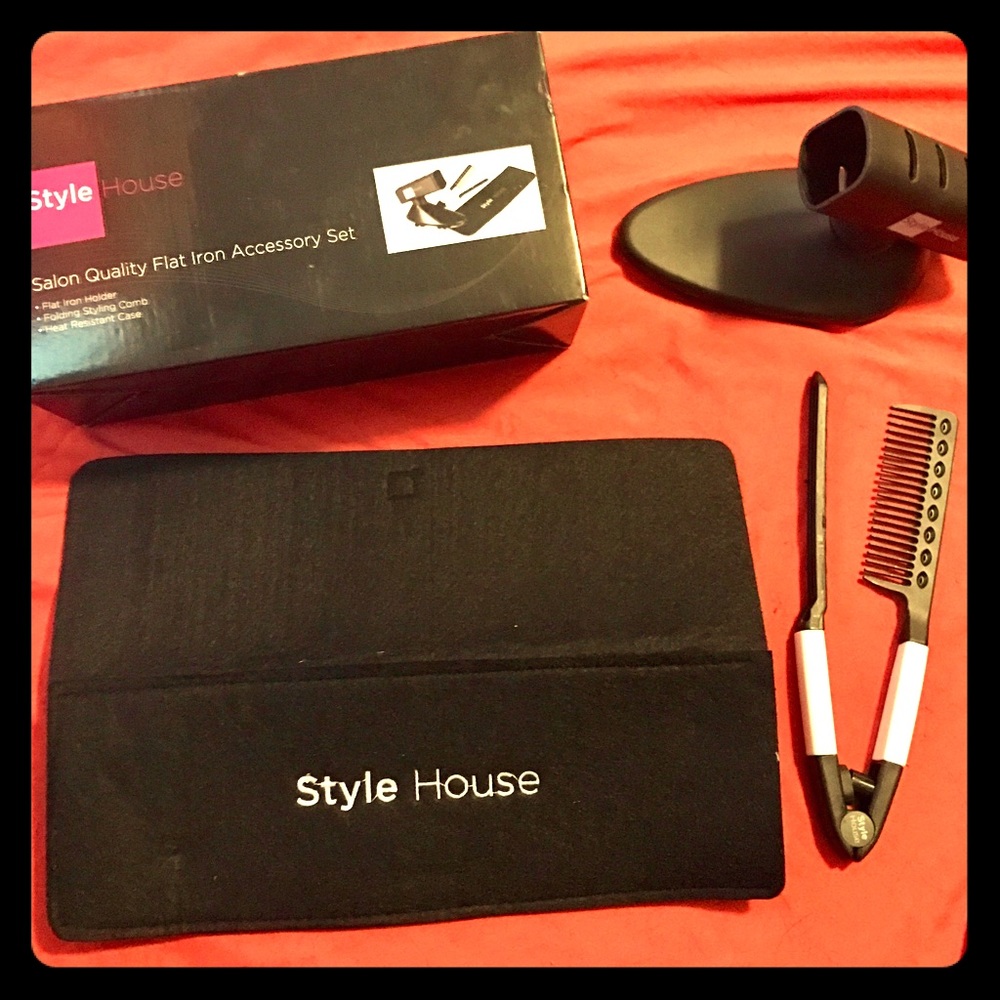 Stylehouse Salon Ready Flat Iron Accessory Set NIB