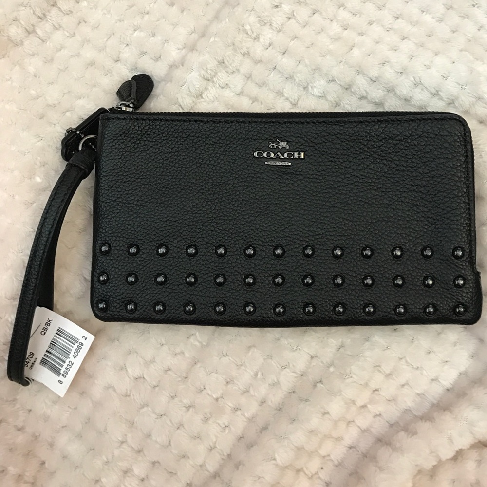 ❌SOLD❌ Coach wristlet