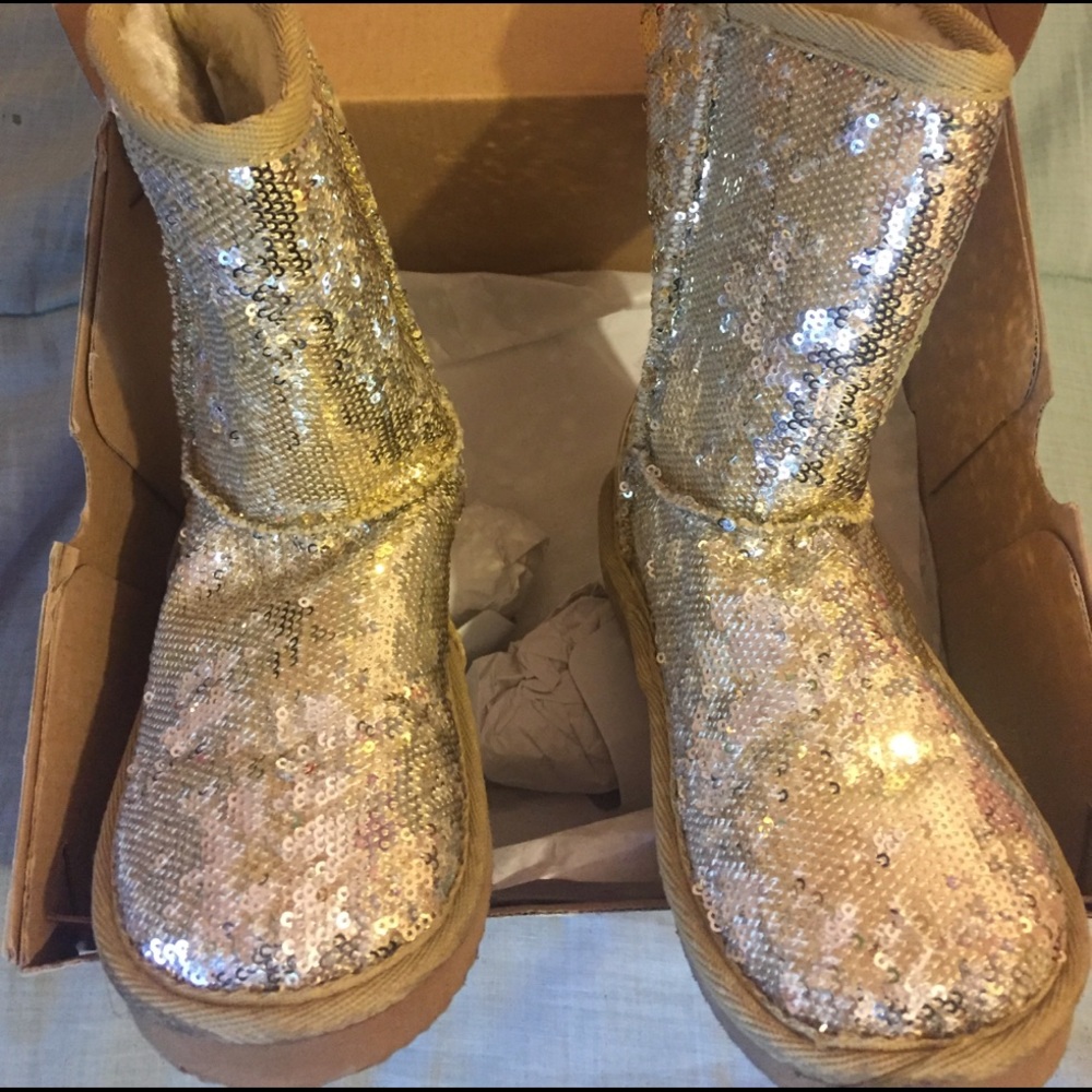 Girls sequins boots never worn