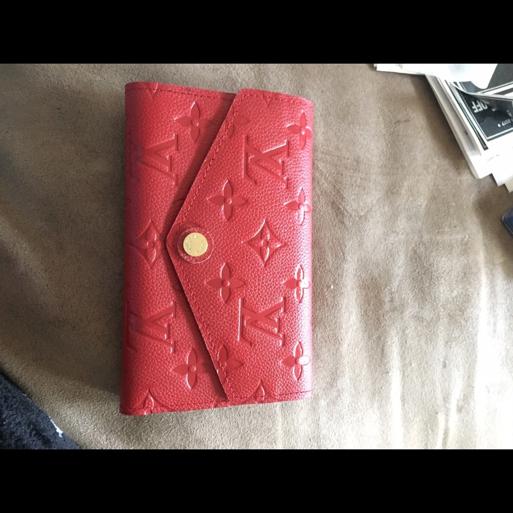 Red wallet