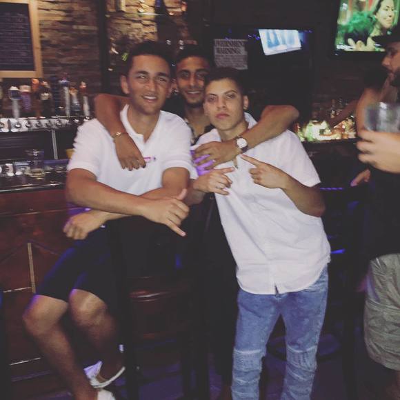 Meet your Posher, Josh - Picture 1 of 1