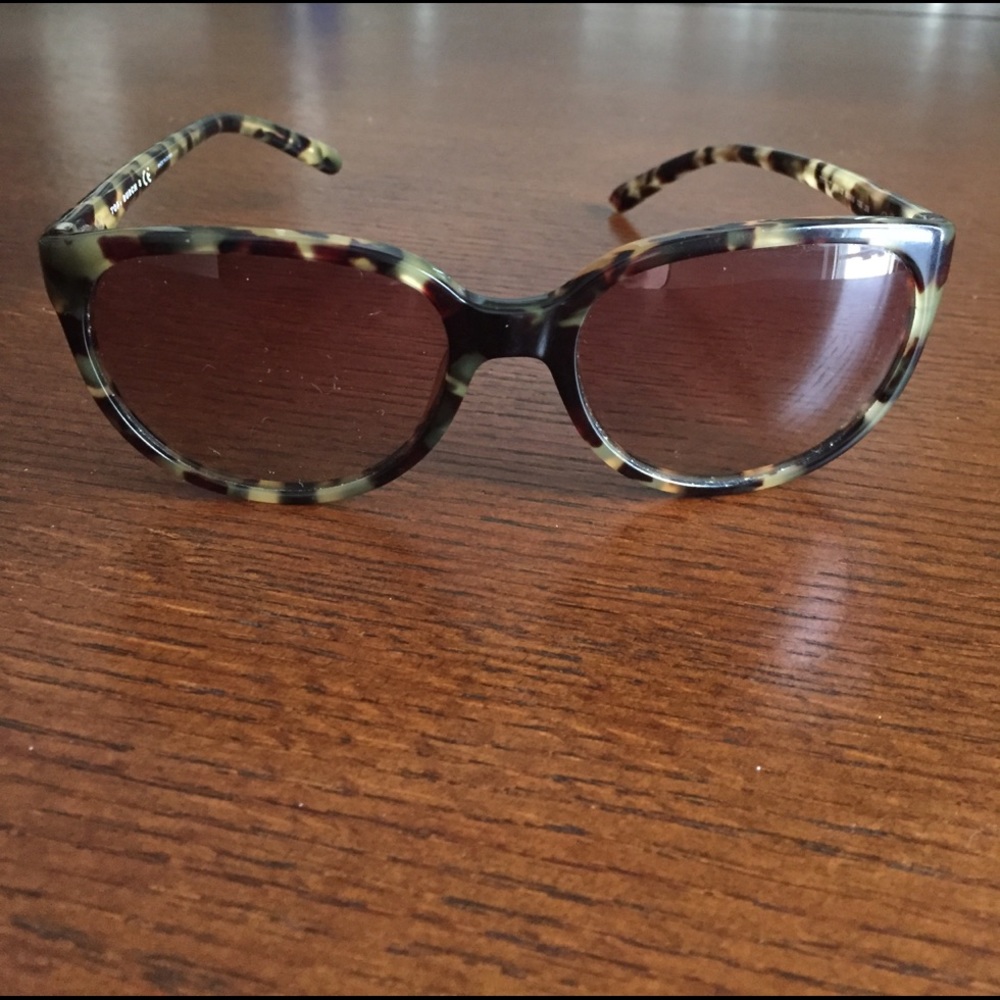 Tortoiseshell Tory Burch Sunglasses