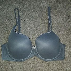 34D Victoria's Secret body by Victoria Lined demi