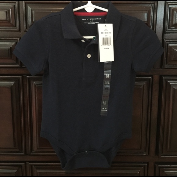 Tommy Hilfiger boys bottom button polo shirt - Picture 1 of 3