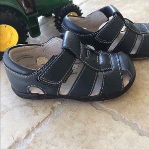 💙 Pediped boys sandal