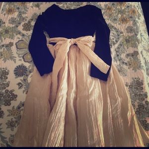 Beautiful girls gown size 6