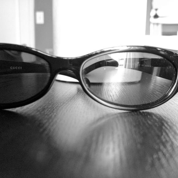 gucci slim sunglasses