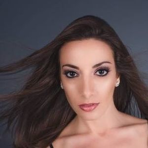 Meet your Posher, Arielle