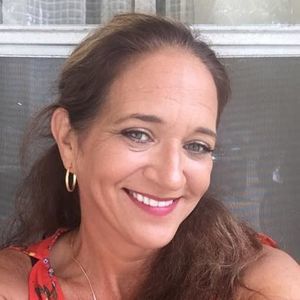 Meet your Posher, Staci