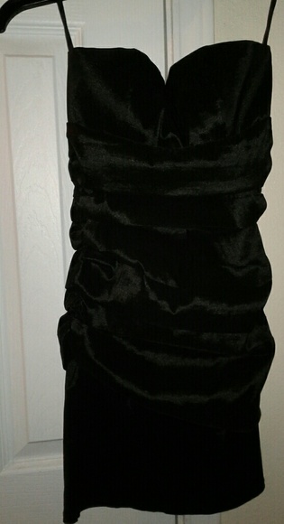 Black little Dress - Picture 1 of 2