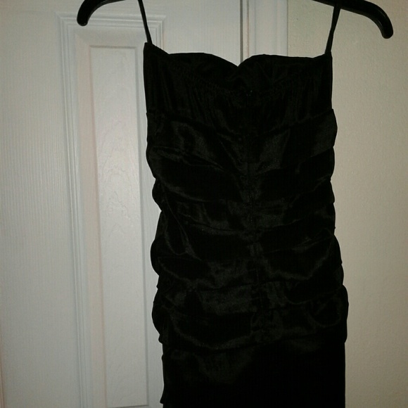 Black little Dress - Picture 2 of 2
