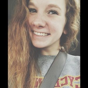 Meet your Posher, Madelyn