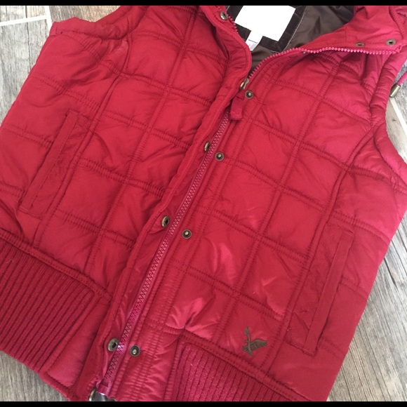 AE women's red vest - Picture 3 of 3