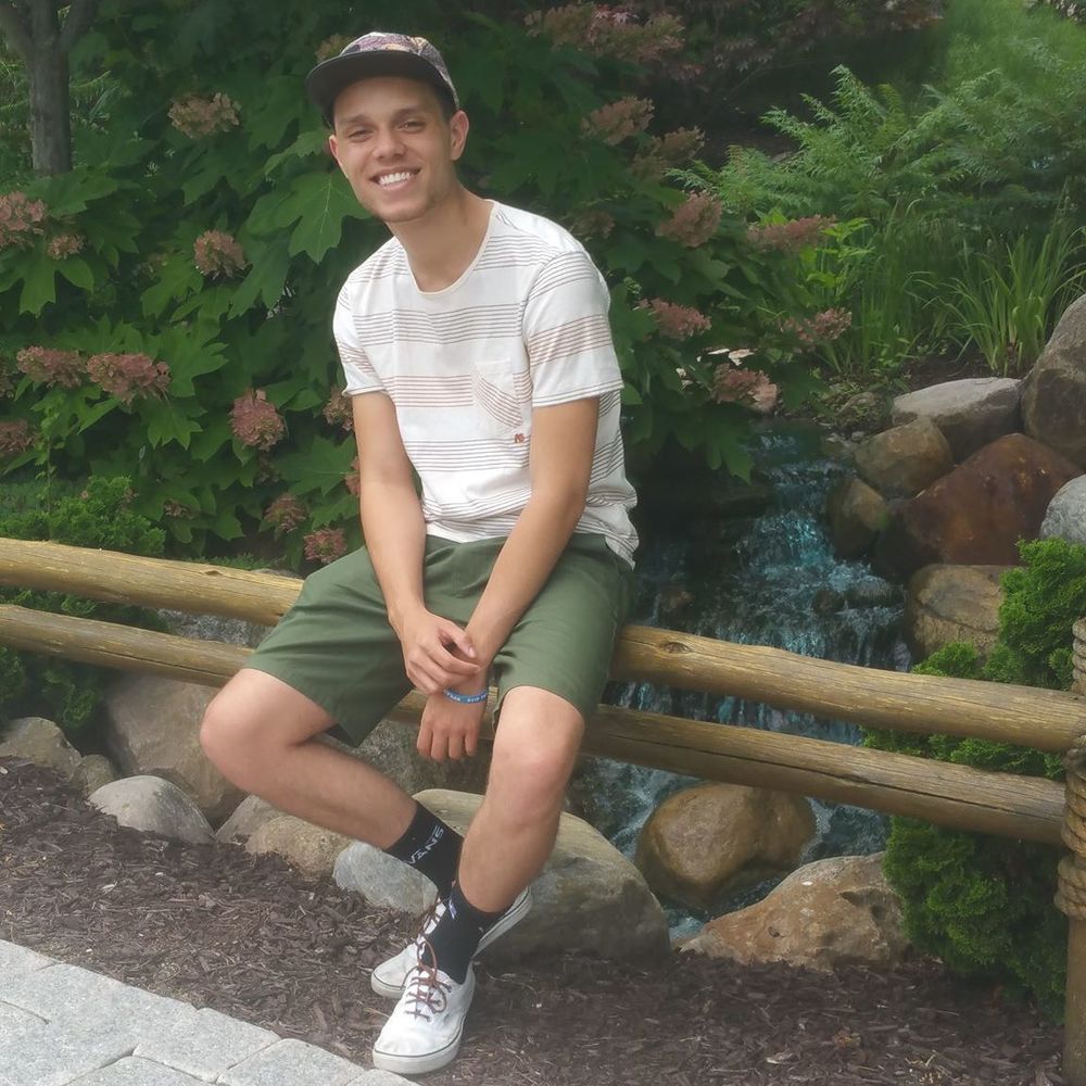 Meet your Posher, Christian