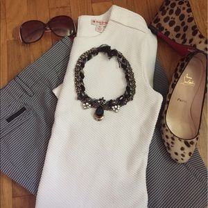 Brooks Brothers cream top w/back zipper