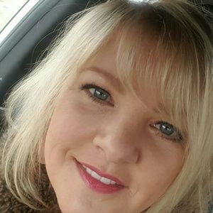 Meet your Posher, Shawna