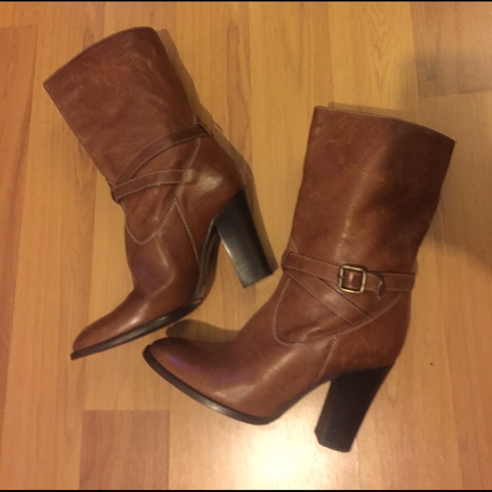 *SOLD* J.Crew mid calf leather boots