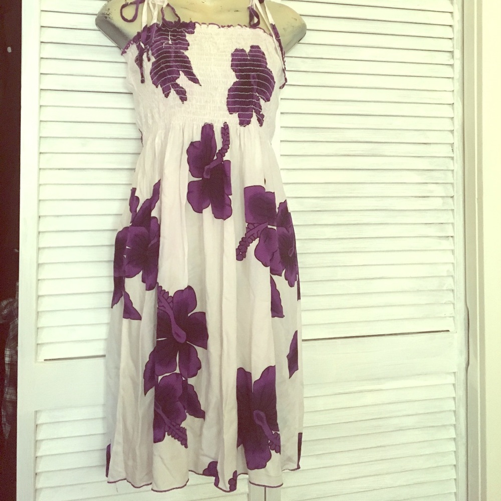 Beautiful flowy 🌸 flowery summer dress