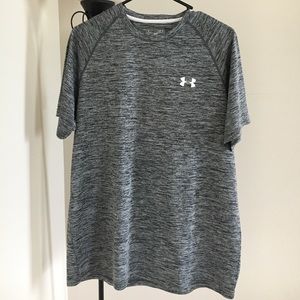 Men's Underarmour Shirt