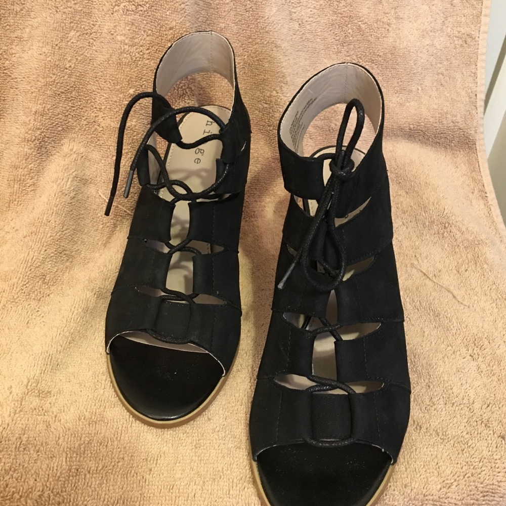 Open toed leather lace up 4.5" heal