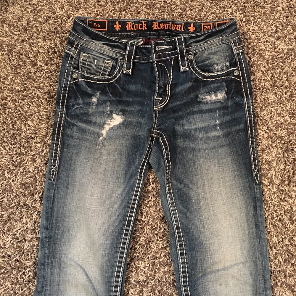 Brand new Rock Revival mid-rise boot jeans.